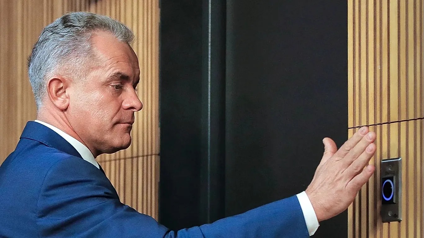 Moldovan oligarch Vladimir Plahotniuc sentenced to 19 years in prison over $1bn fraud
