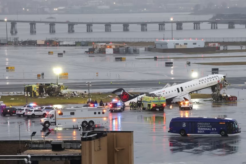 What is known about the deadly collision at LaGuardia Airport
