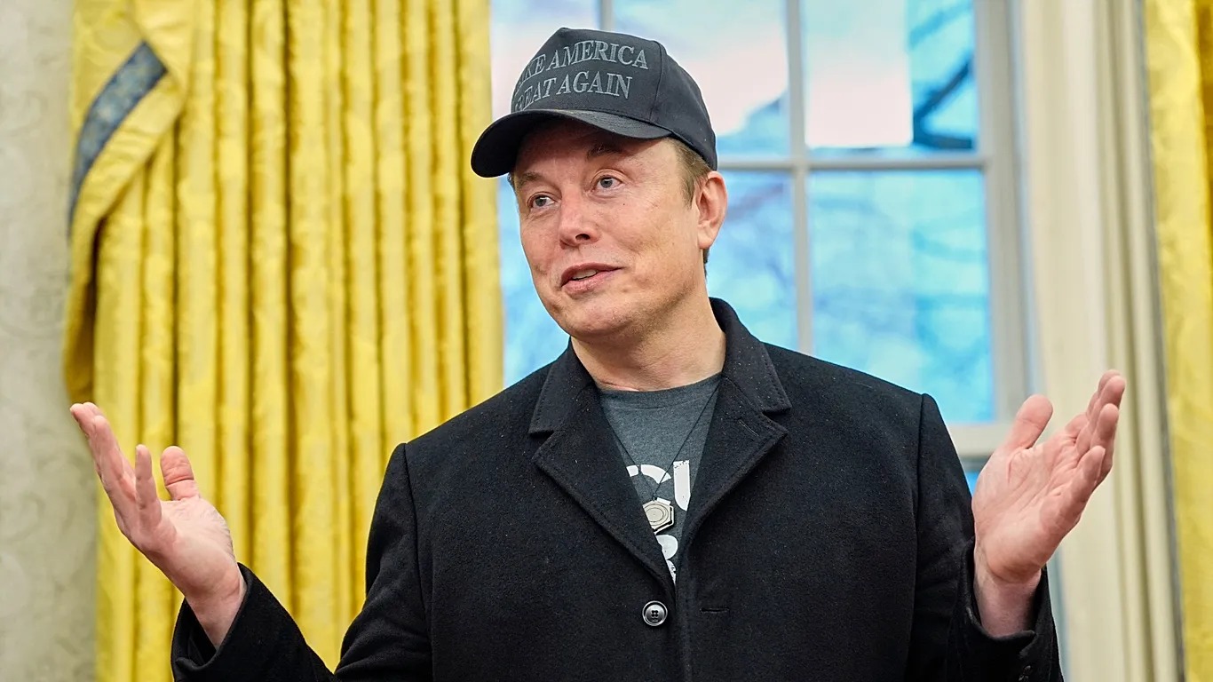 Zelenskyy awards Elon Musk Ukraine’s ‘Order of Freedom’ despite years of criticism
