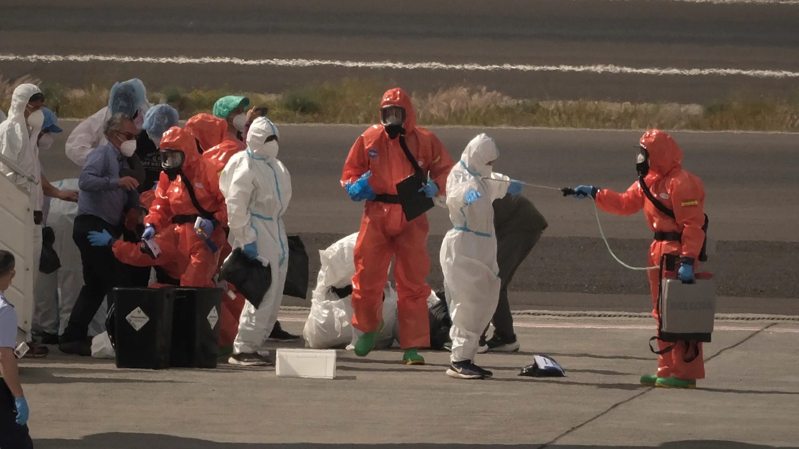 Hantavirus outbreak latest: France confirms new case in a woman evacuated from the ship
